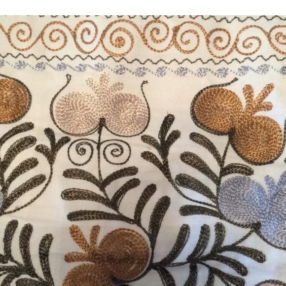 Satchel - Picture 3 of 3